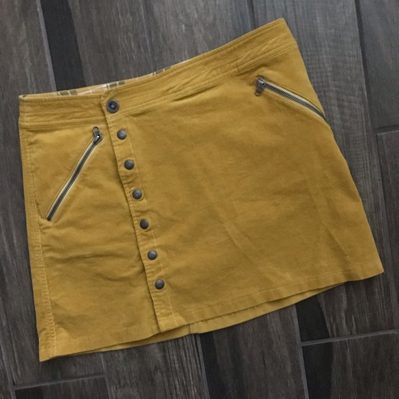 Kuhl Dresses & Skirts - Kuhl Streamline Yellow Corduroy Skirt Zippers Sz 8